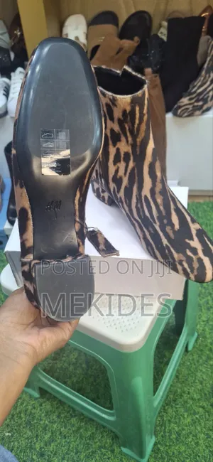 H M Boots on Hand