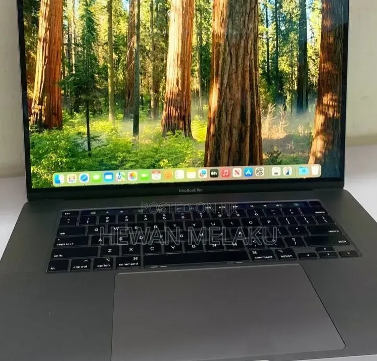 New Laptop Apple MacBook Pro 2019 16GB Intel Core i9 SSD 1T
