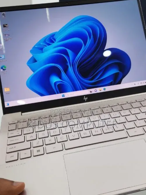 New Laptop HP Pavilion 15 16GB Intel Core i5 SSD 1T