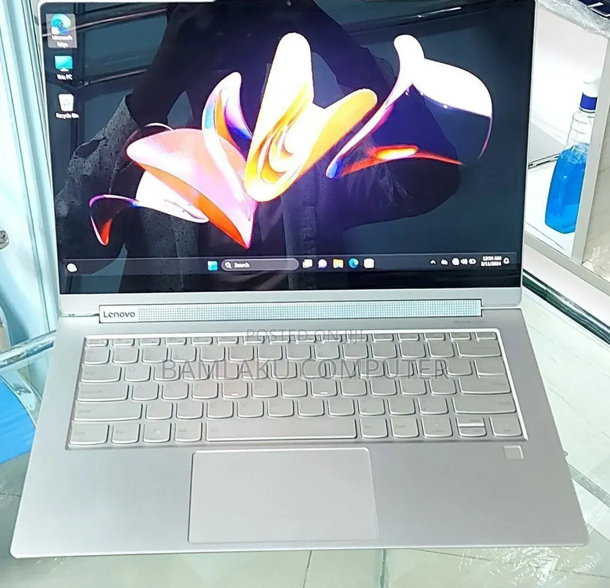 New Laptop Lenovo Yoga 9i 16GB Intel Core i7 SSD 512GB