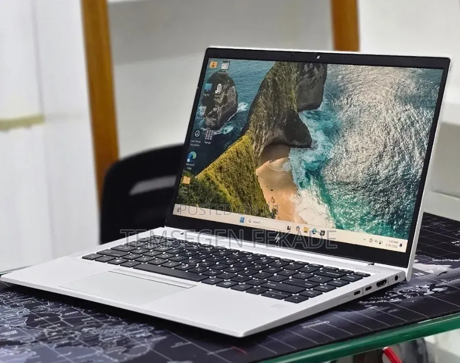 New Laptop HP EliteBook 845 G8 16GB AMD Ryzen 7 SSD 512GB