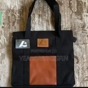 Nia Tote Bag