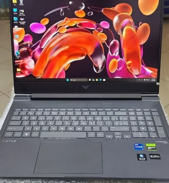 New Laptop HP Victus 16 16GB Intel Core i7 SSD 1T
