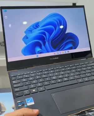 New Laptop Asus ZenBook Flip UX360CA 16GB Intel Core i7 SSD 512GB