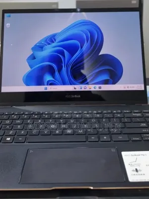 New Laptop Asus ZenBook Flip UX360CA 16GB Intel Core i7 SSD 512GB