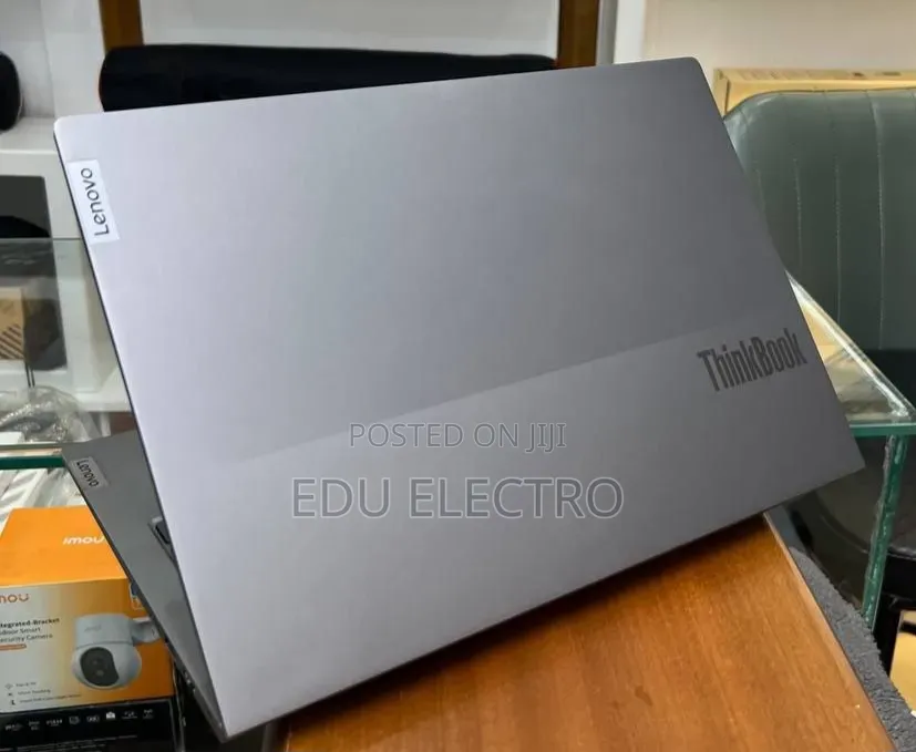New Laptop Lenovo ThinkBook 13 16GB Intel Core i7 SSD 512GB