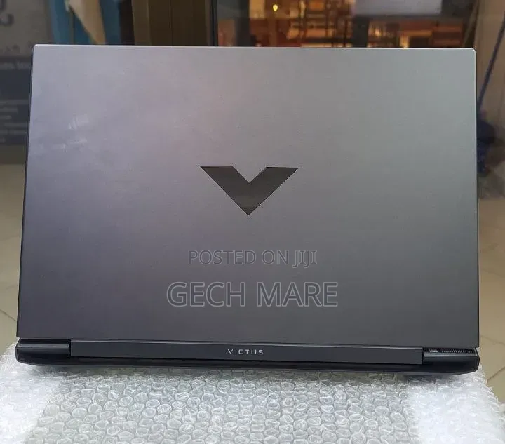 New Laptop HP Victus 15 16GB Intel Core i7 SSD 1T