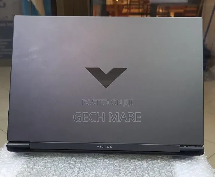 New Laptop HP Victus 15 16GB Intel Core i7 SSD 1T