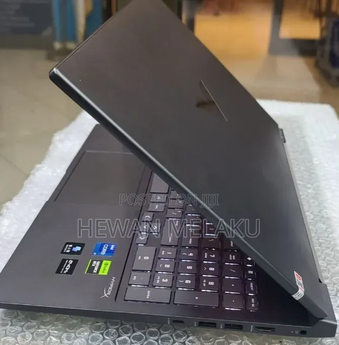New Laptop HP Victus 16 16GB Intel Core i7 SSD 1T