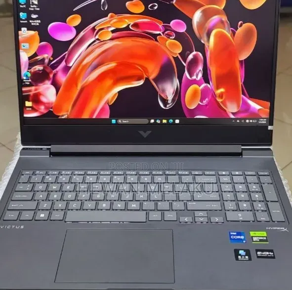 New Laptop HP Victus 16 16GB Intel Core i7 SSD 1T