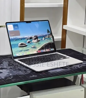 New Laptop Apple MacBook Air 2022 M2 8GB Apple M2 SSD 512GB