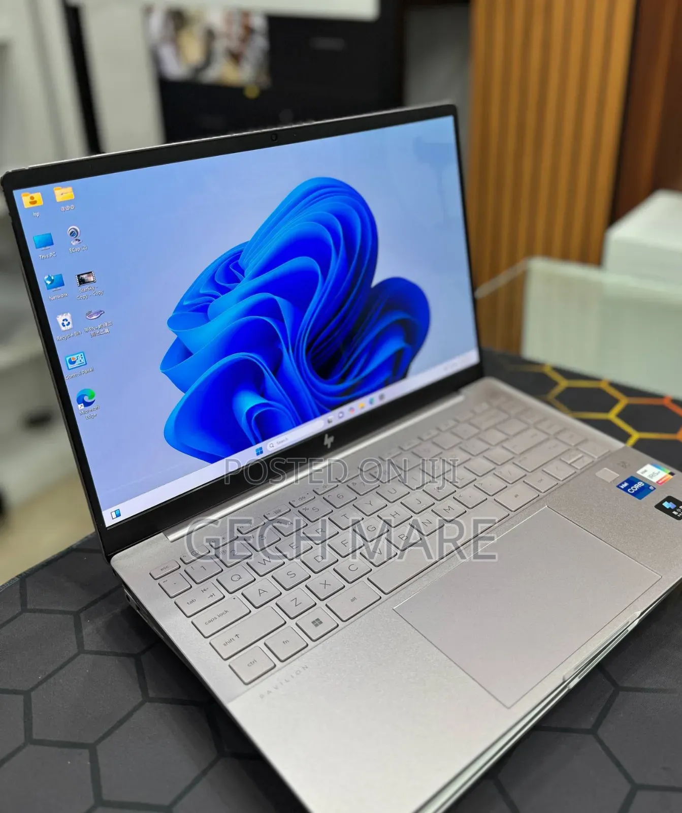 New Laptop HP Pavilion 15 16GB Intel Core i7 SSD 1T