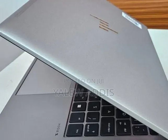 New Laptop HP ZBook 14u 16GB Intel Core i7 SSD 512GB