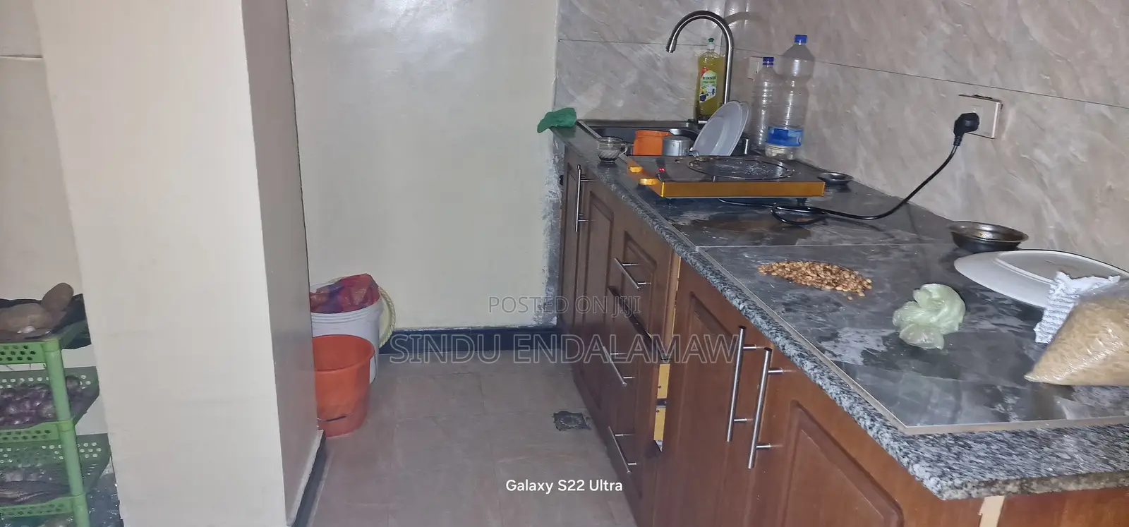 6bdrm Apartment in Private, Bole for sale