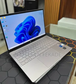 New Laptop HP Pavilion 14 16GB Intel Core i7 SSD 1T