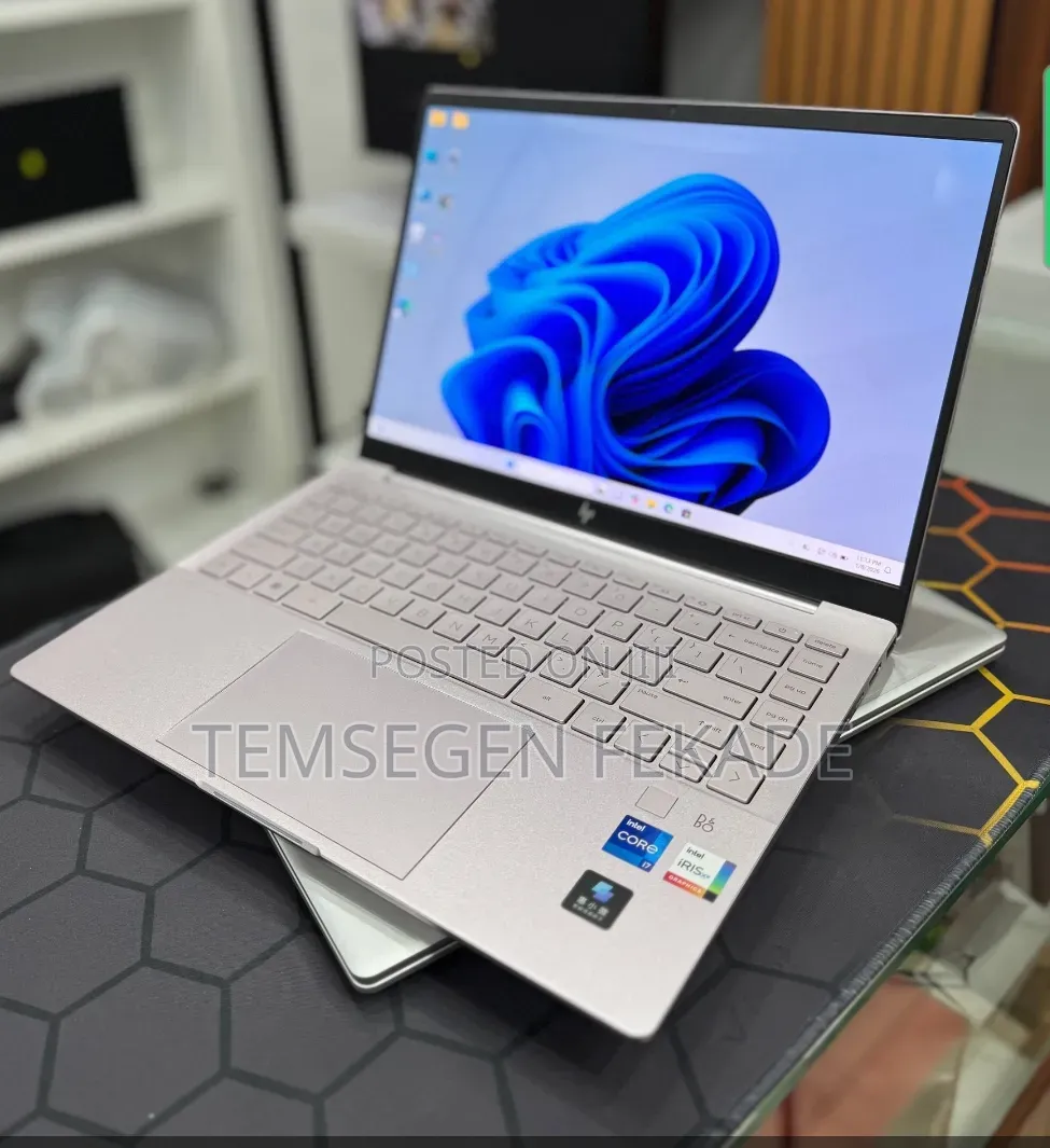 New Laptop HP Pavilion 14 16GB Intel Core i7 SSD 1T