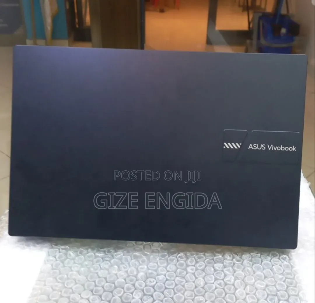 New Laptop Asus Vivobook 15 16GB Intel Core i5 SSD 512GB