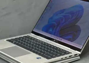 New Laptop HP EliteBook 1040 G8 16GB Intel Core i7 SSD 512GB