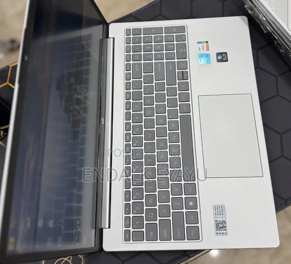 New Laptop HP 16GB Intel Core i5 SSD 1T