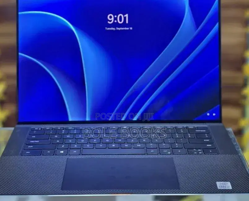 New Laptop Dell XPS 15 16GB Intel Core i7 SSD 512GB