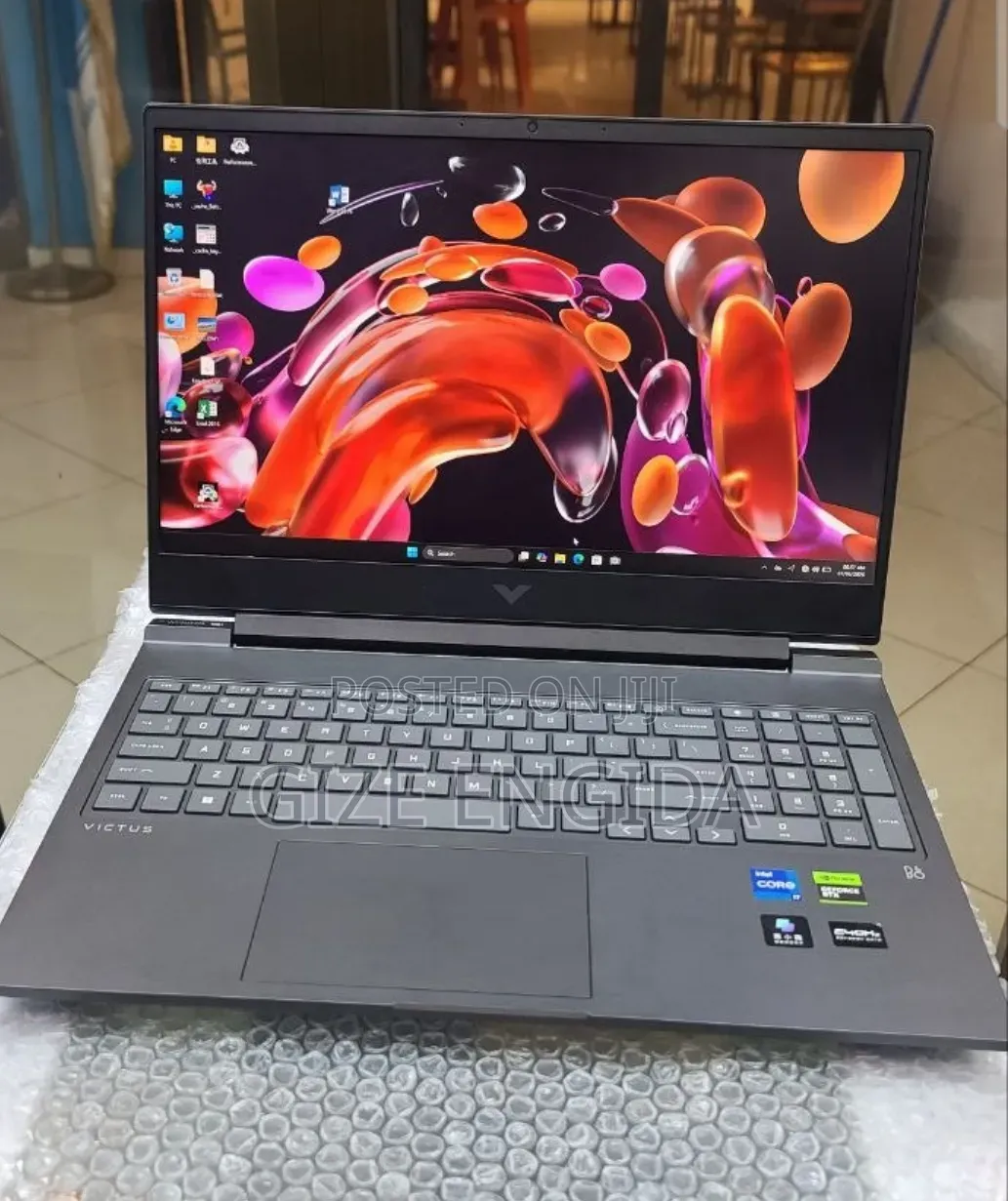 New Laptop HP Victus 16 16GB Intel Core i7 SSD 1T