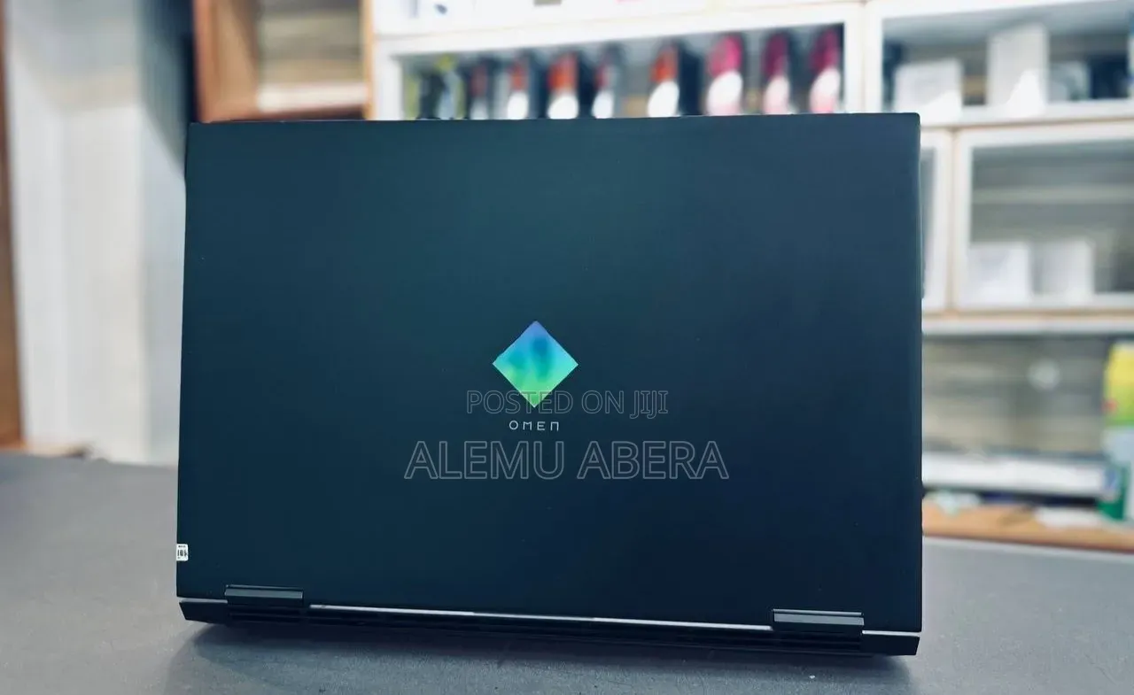 New Laptop HP Omen 15 16GB Intel Core i7 SSD 512GB