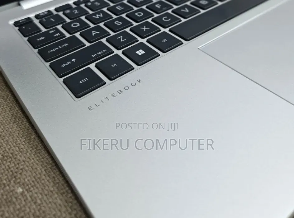 New Laptop HP EliteBook 840 G10 16GB Intel Core i7 SSD 512GB