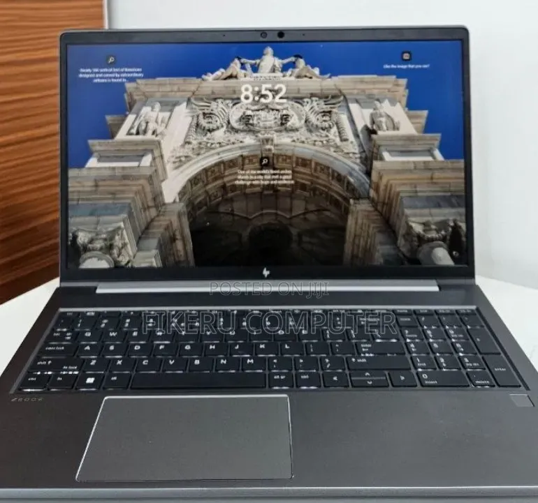 New Laptop HP ZBook Power G9 i7 16GB Intel Core i7 SSD 1T