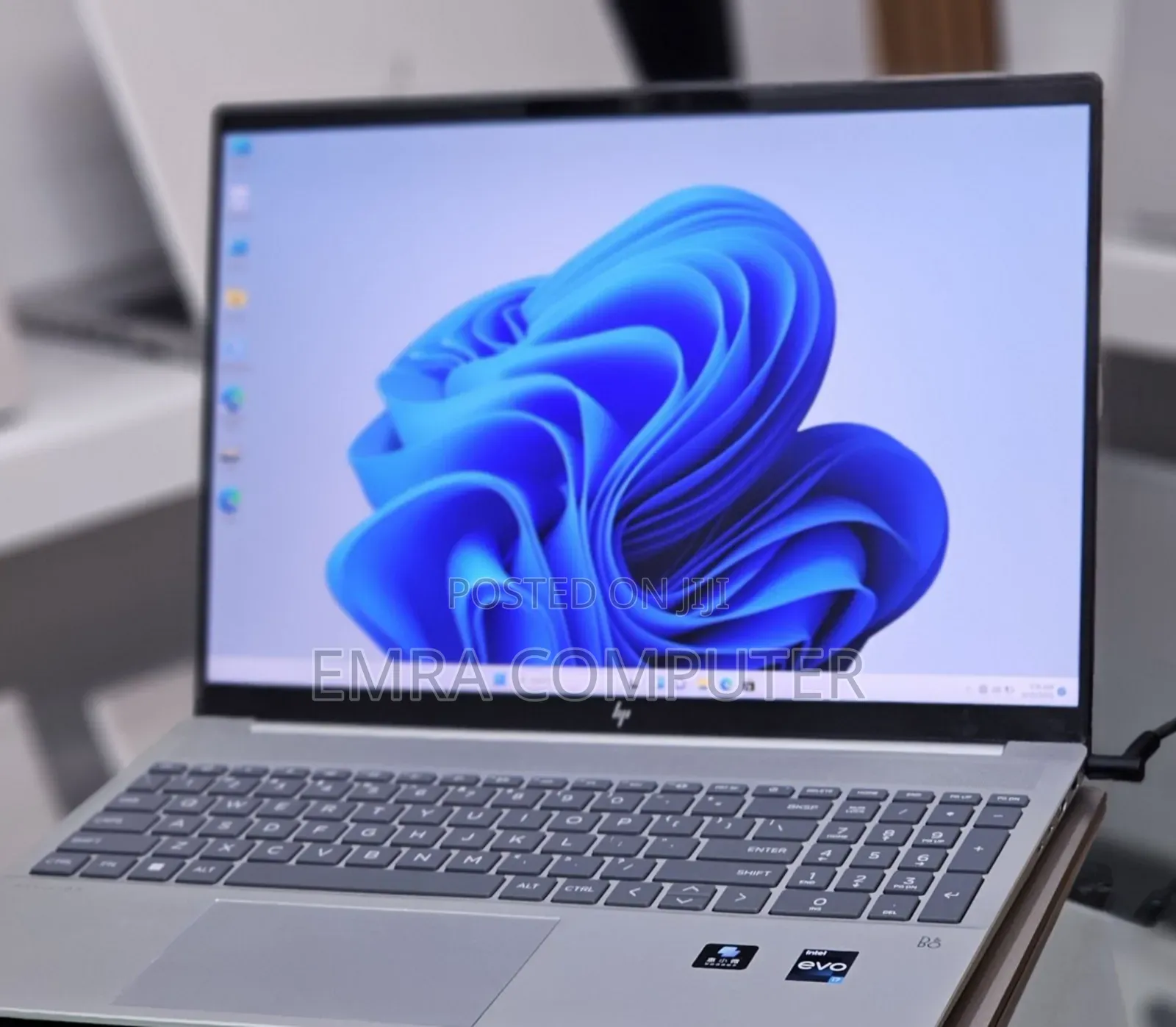 New Laptop HP 16GB Intel Core i7 SSD 1T