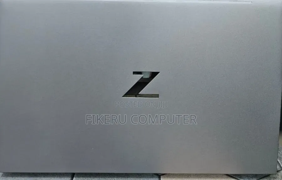 New Laptop HP ZBook Power G9 i7 16GB Intel Core i7 SSD 1T