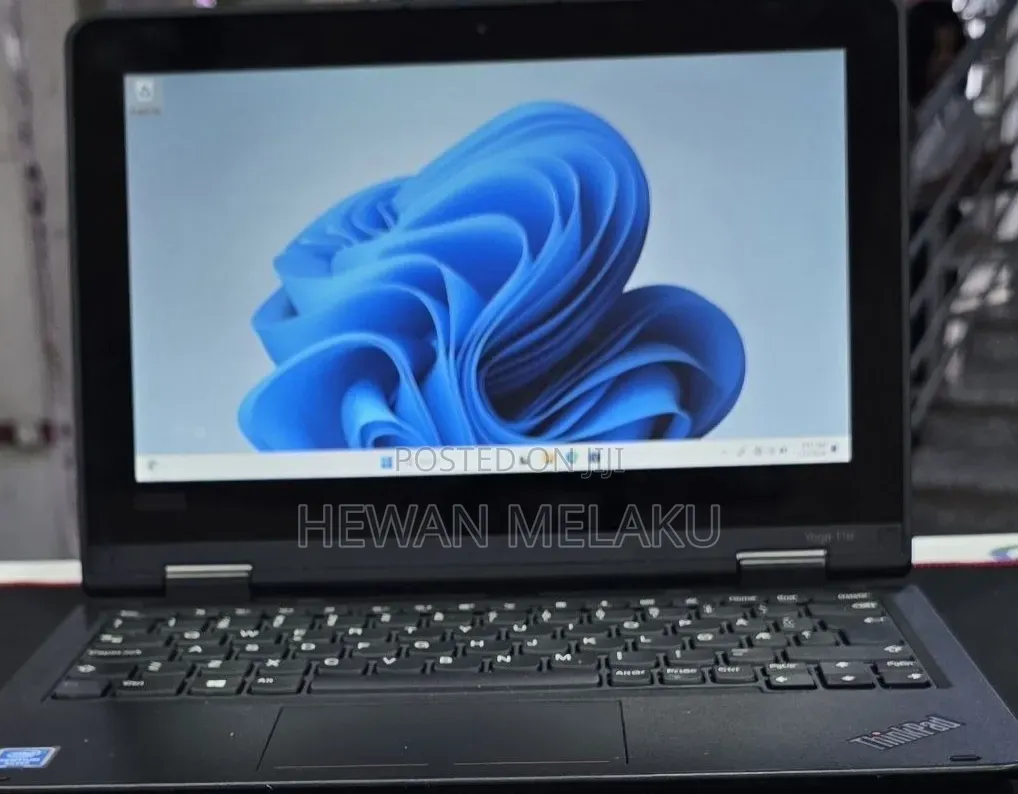 New Laptop Lenovo Yoga 11e 4GB Intel Core 2 Quad SSD 128GB