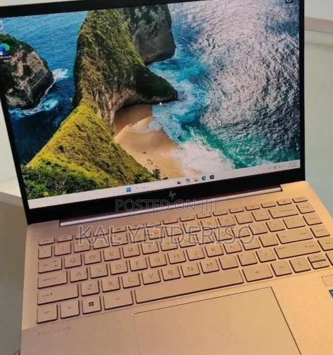 New Laptop HP Pavilion 14 16GB Intel Core i5 SSD 512GB