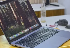 New Laptop Apple MacBook Air 2020 M1 16GB Apple M1 SSD 256GB