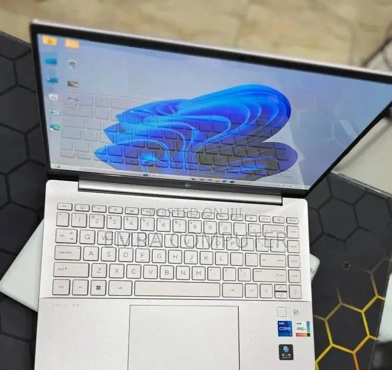 New Laptop HP 16GB Intel Core i7 SSD 512GB