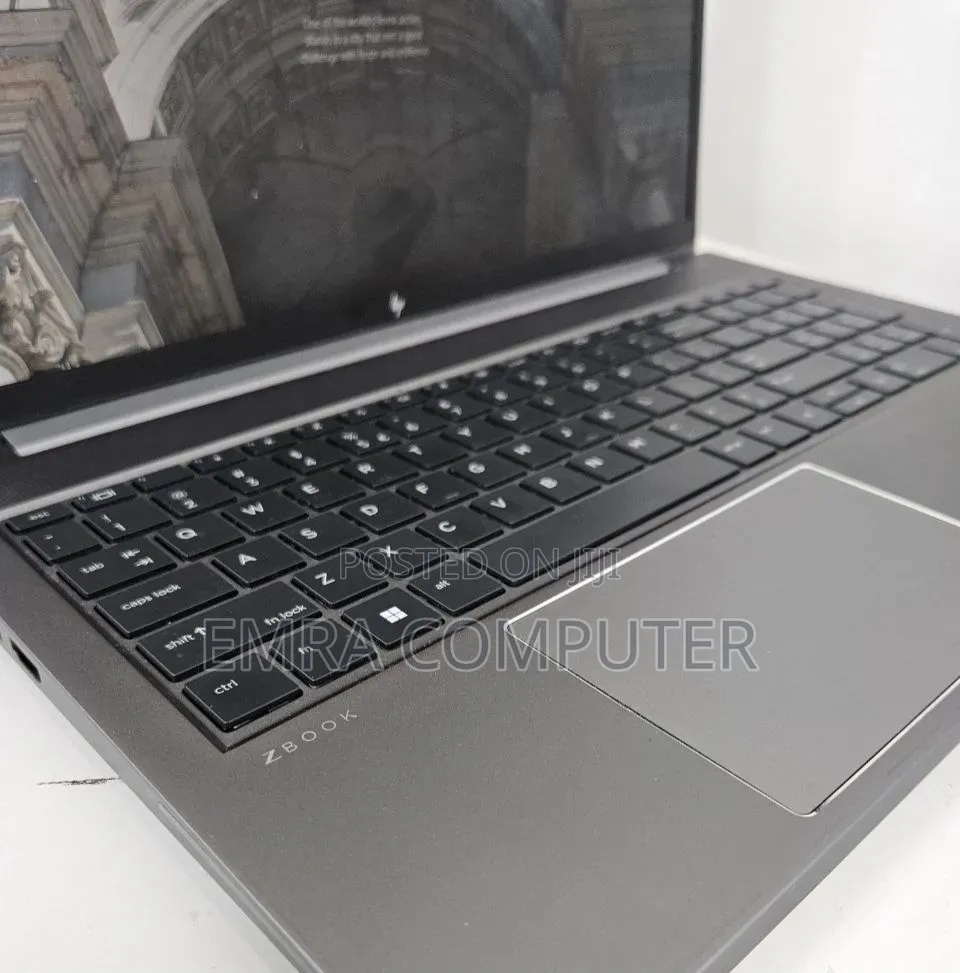 New Laptop HP 16GB Intel Core i7 SSD 512GB