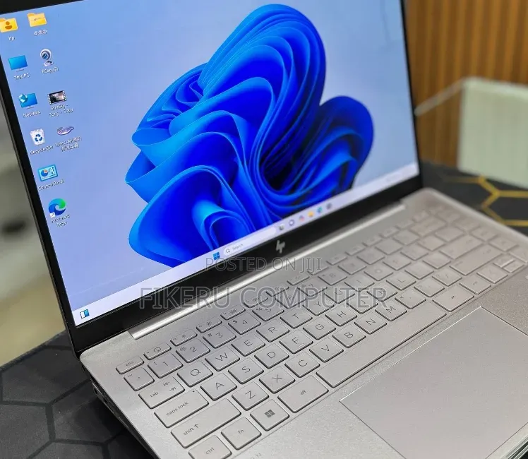 New Laptop HP Pavilion 15 16GB Intel Core i7 SSD 1T