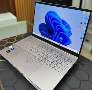 New Laptop HP Pavilion 14 16GB Intel Core i7 SSD 1T