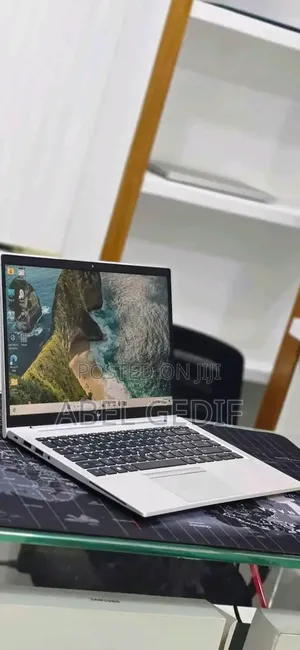 New Laptop HP EliteBook 845 G8 16GB AMD Ryzen 7 SSD 512GB