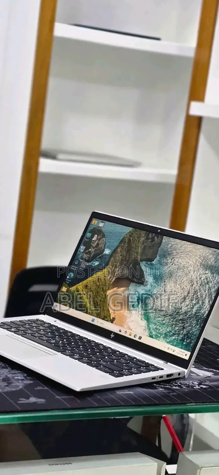New Laptop HP EliteBook 845 G8 16GB AMD Ryzen 7 SSD 512GB