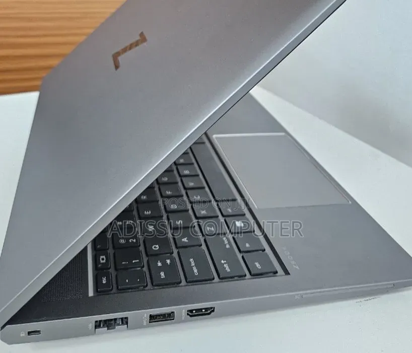 New Laptop HP ZBook 14 16GB Intel Core i7 SSD 1T