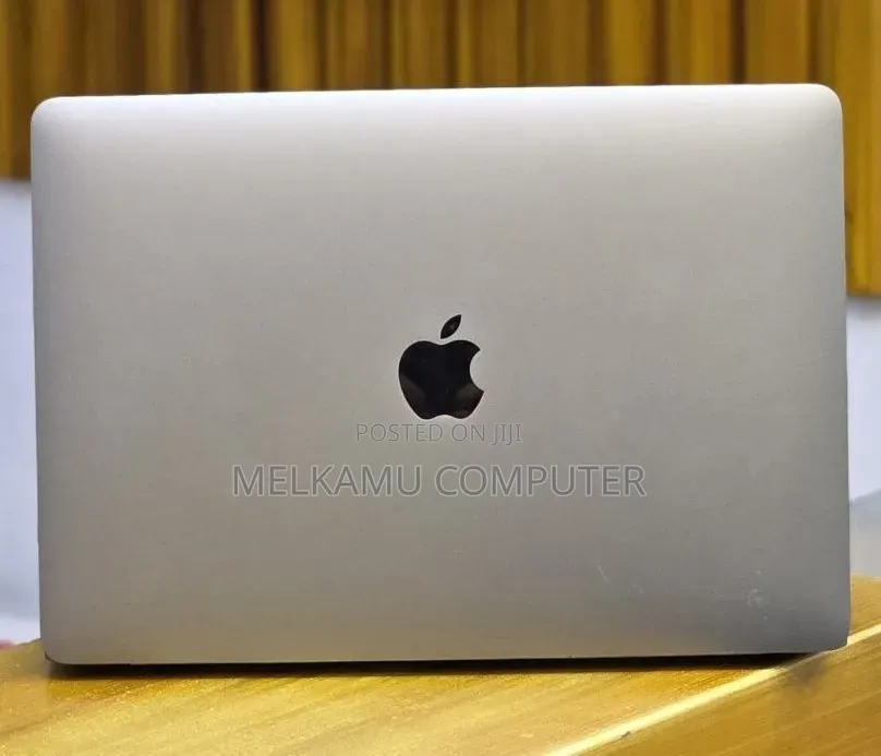 New Laptop Apple MacBook Air 2020 M1 16GB Apple M1 SSD 256GB