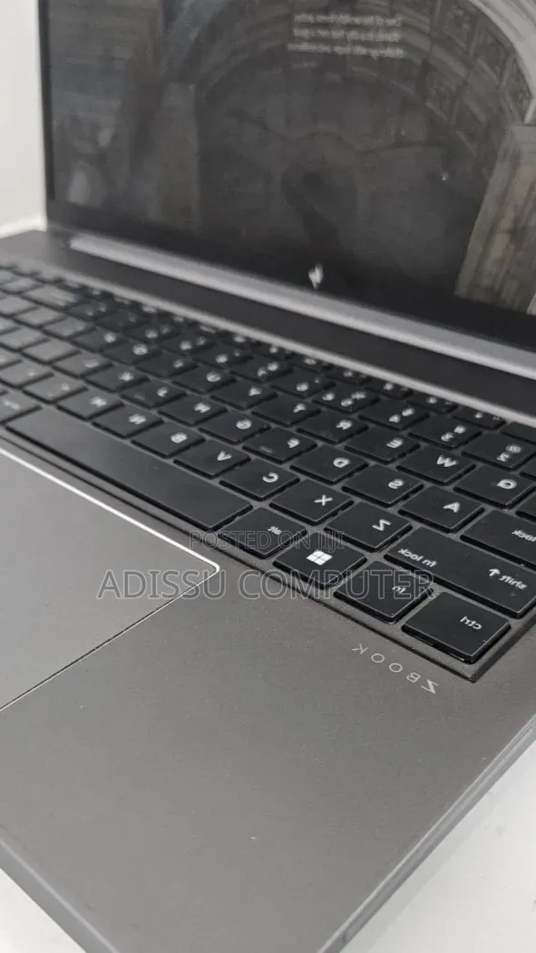 New Laptop HP ZBook 14 16GB Intel Core i7 SSD 1T