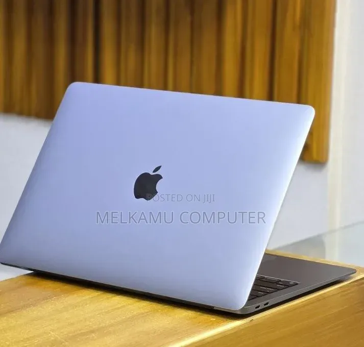 New Laptop Apple MacBook Air 2020 M1 16GB Apple M1 SSD 256GB