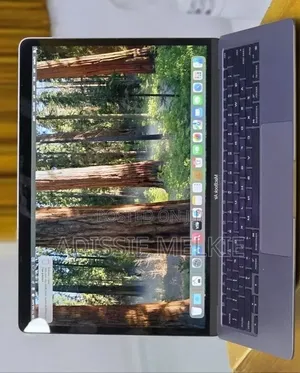 New Laptop Apple MacBook Air 2020 M1 16GB Apple M1 SSD 256GB