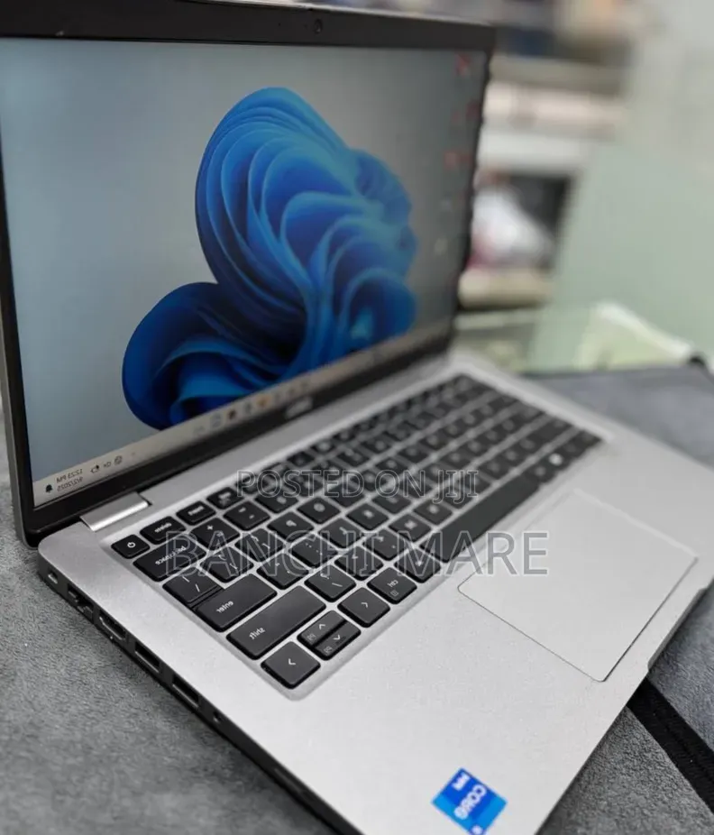 New Laptop Dell Latitude 14 16GB Intel Core i5 SSD 256GB