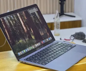 New Laptop Apple MacBook Air 2020 M1 16GB Apple M1 SSD 256GB