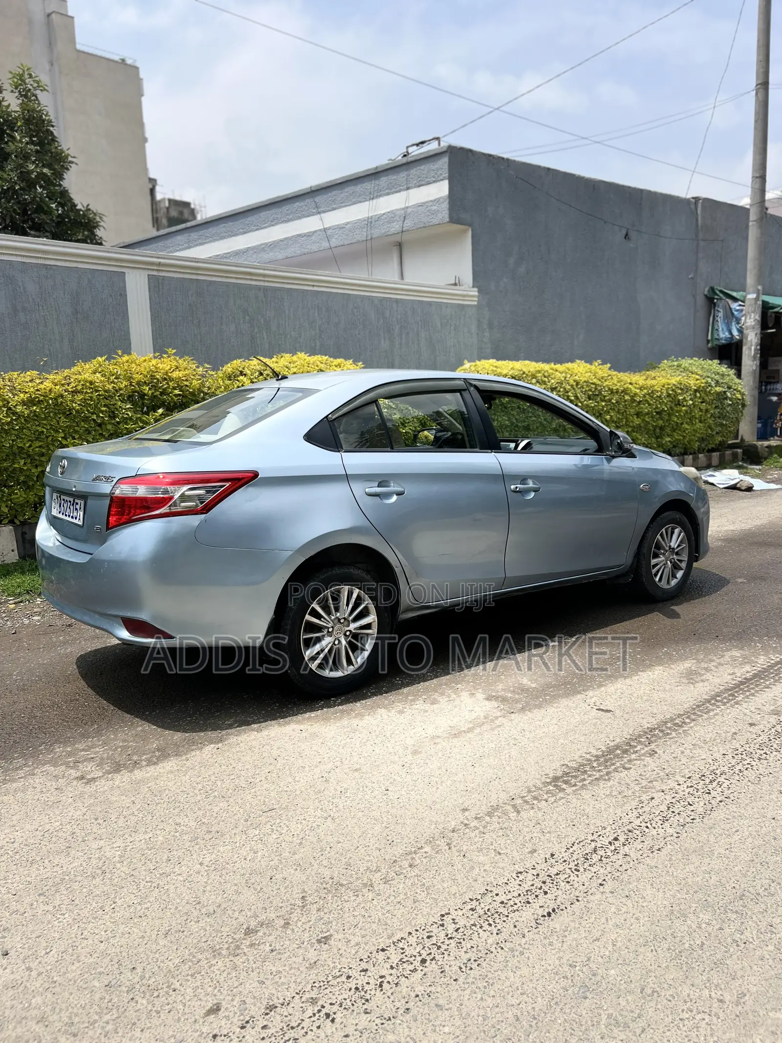 Toyota Yaris 2014 Silver