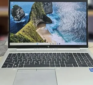 New Laptop HP EliteBook 840 G8 16GB Intel Core i5 SSHD (Hybrid) 512GB