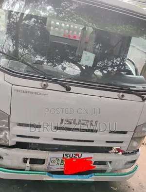 Isuzu Obama 2020