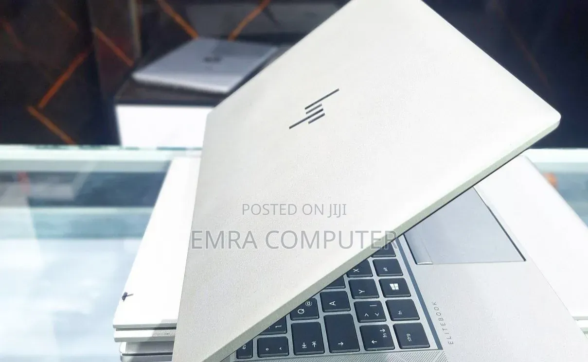 New Laptop HP EliteBook 840 G7 8GB Intel Core i5 SSD 512GB